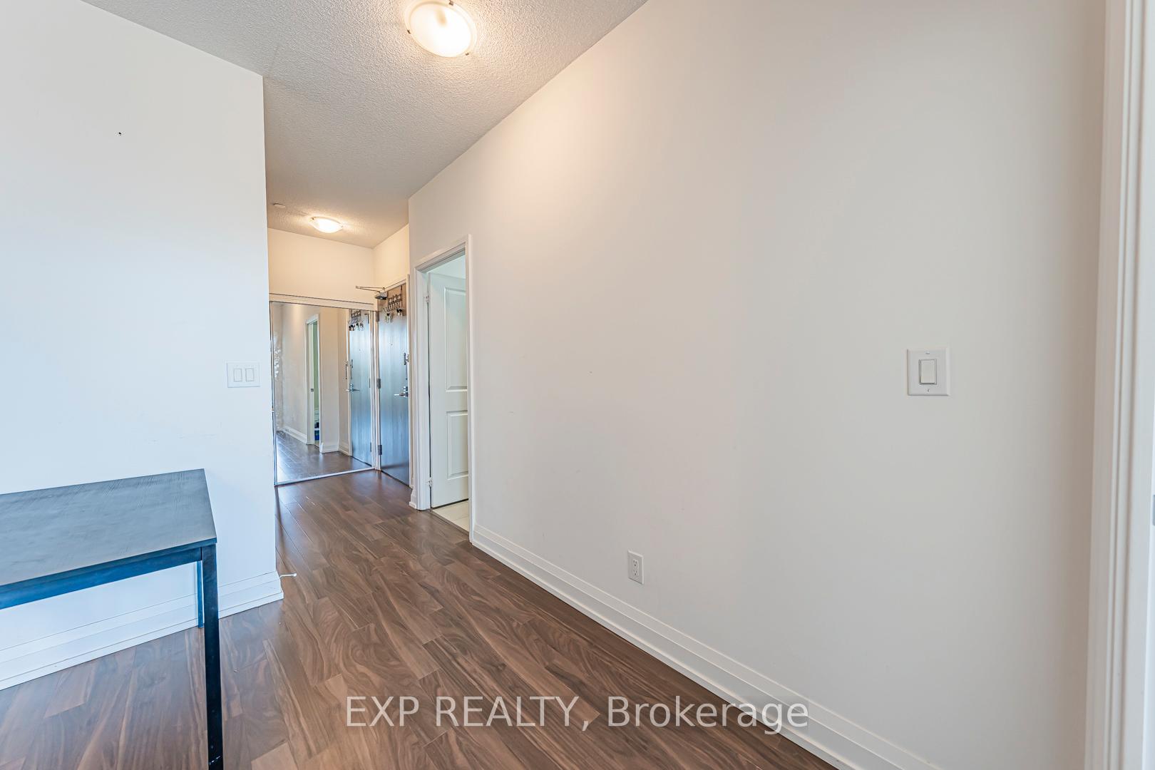 Photo 5 of Unit 308, 7167 Yonge Street, Markham, Grandview — HOMEH