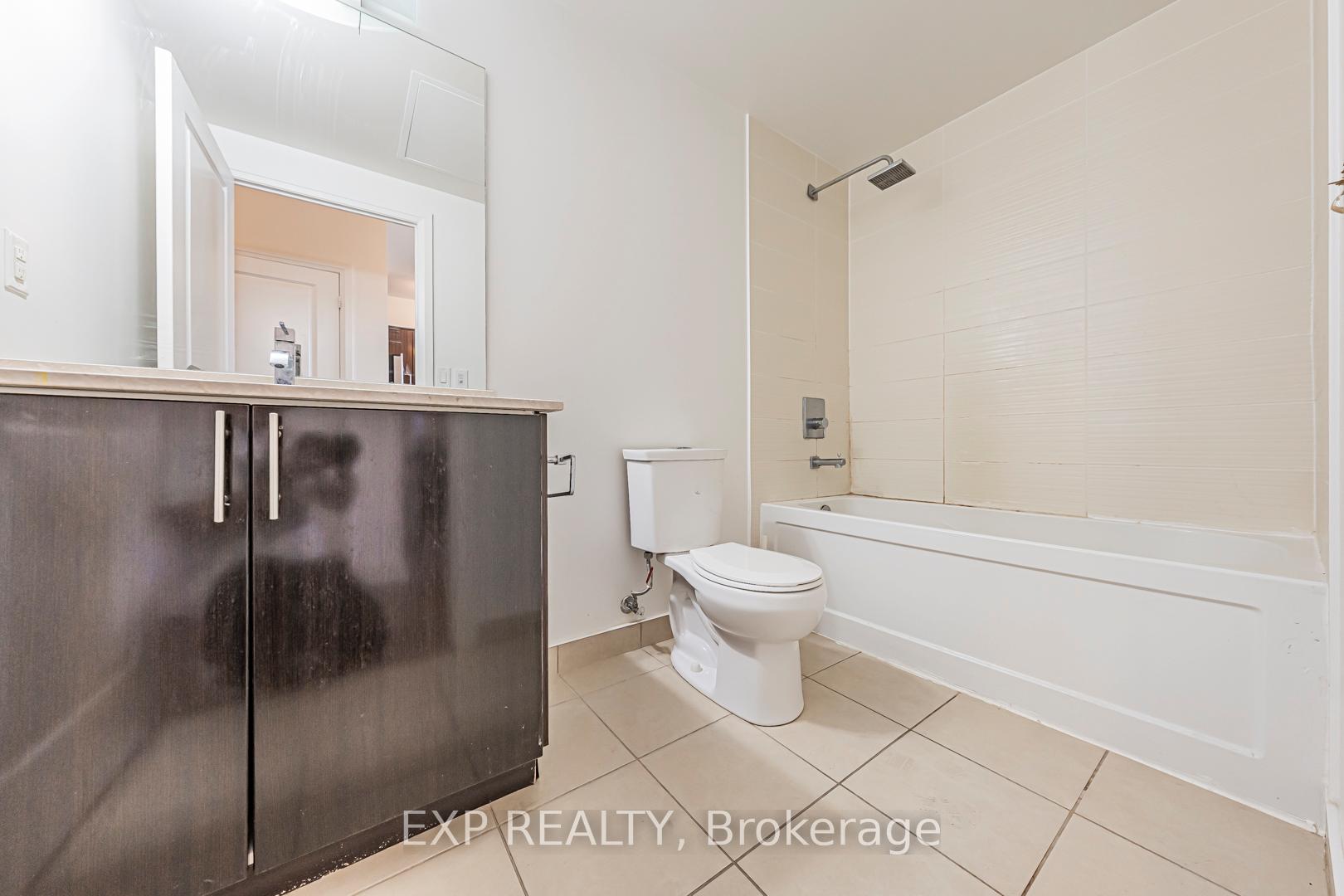 Photo 17 of Unit 308, 7167 Yonge Street, Markham, Grandview — HOMEH