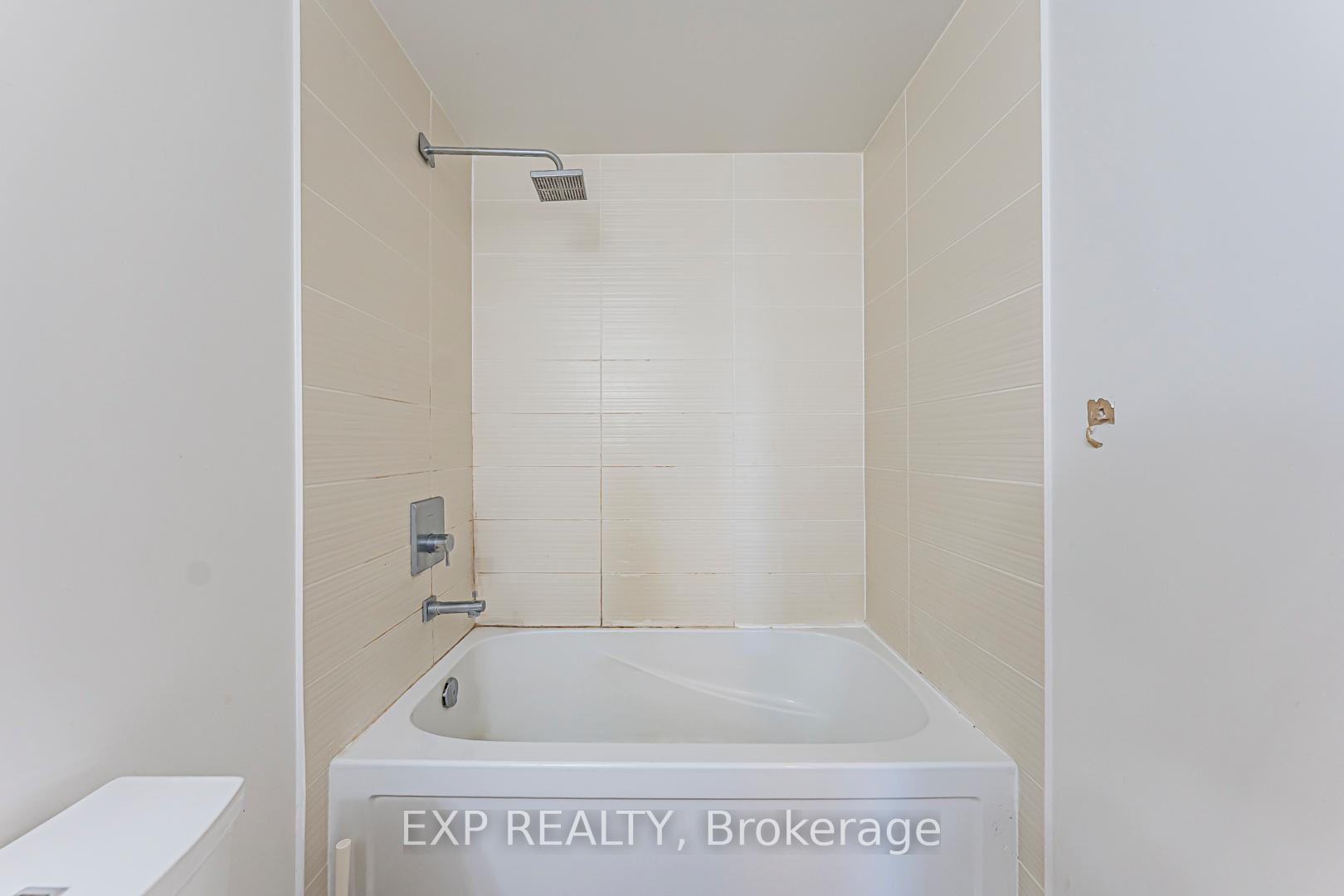Photo 20 of Unit 308, 7167 Yonge Street, Markham, Grandview — HOMEH