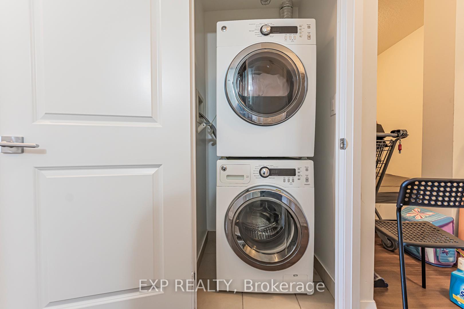 Photo 32 of Unit 308, 7167 Yonge Street, Markham, Grandview — HOMEH