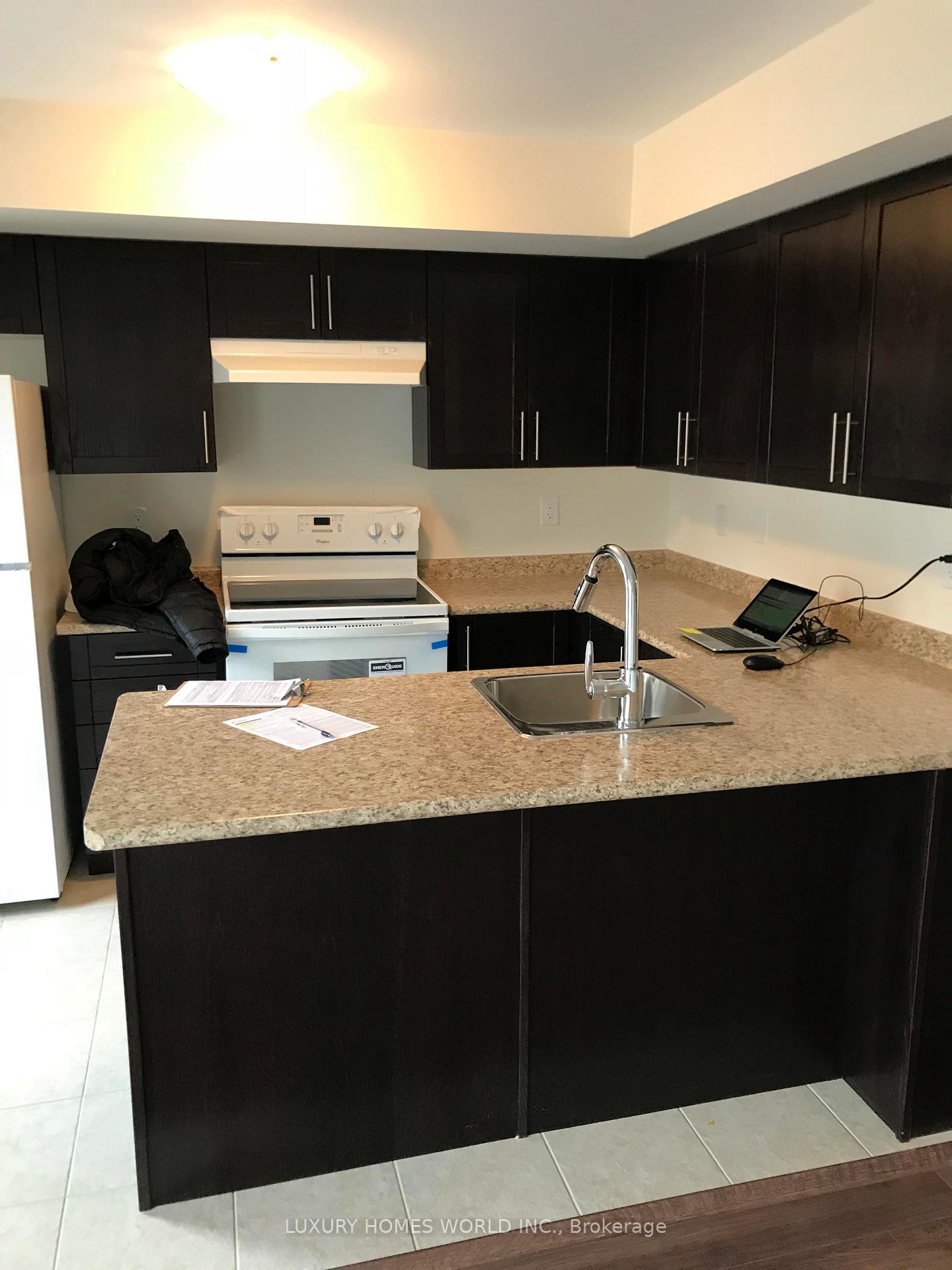 Photo 4 of Unit 915, 2 Blanche Lane, Markham, Cornell — HOMEH