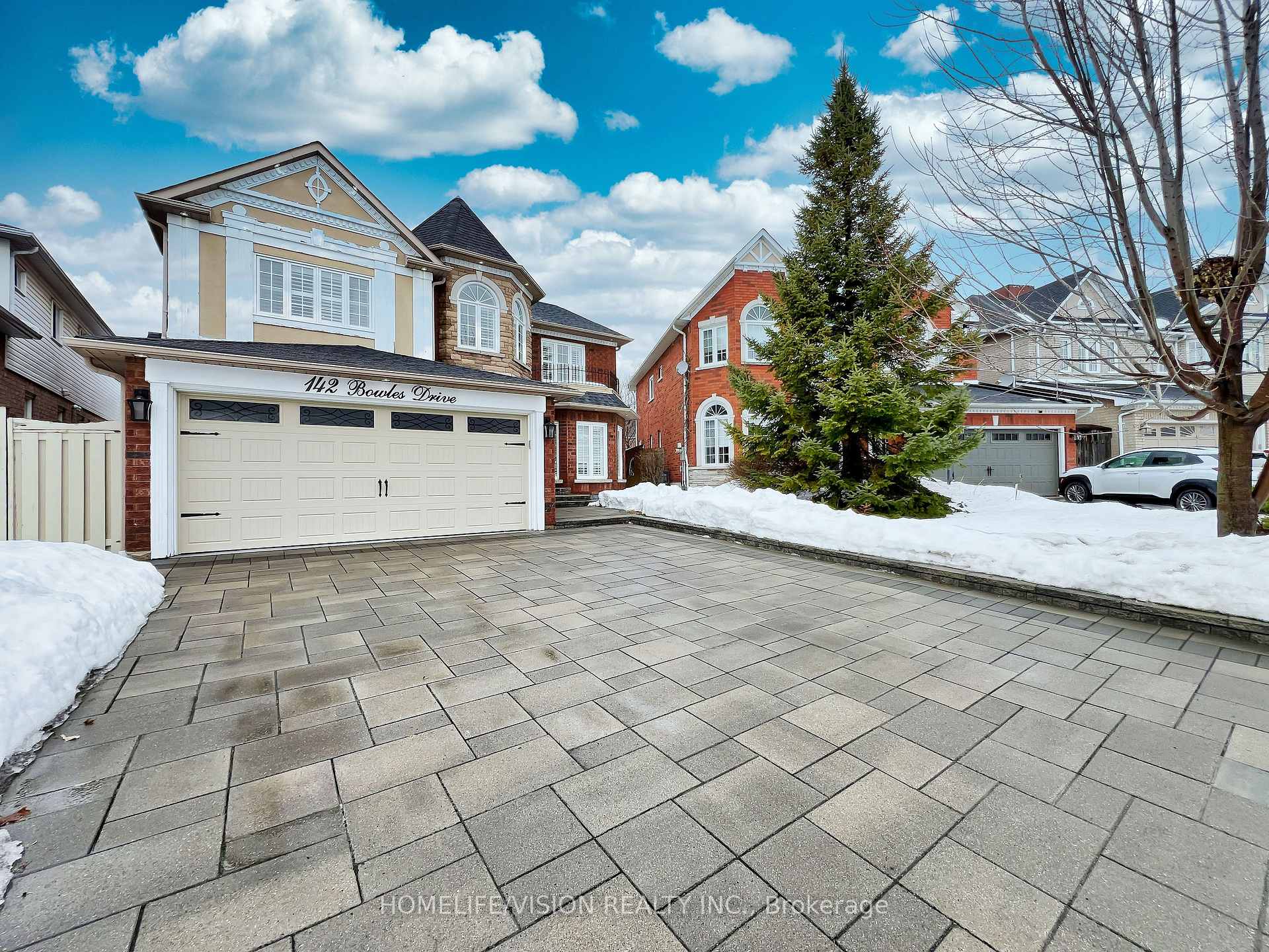 Photo 2 of 142 Bowles Drive, Ajax, Central West — HOMEH