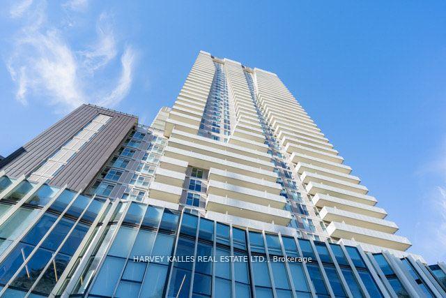 Front of Unit 1407, 20 Richardson Street