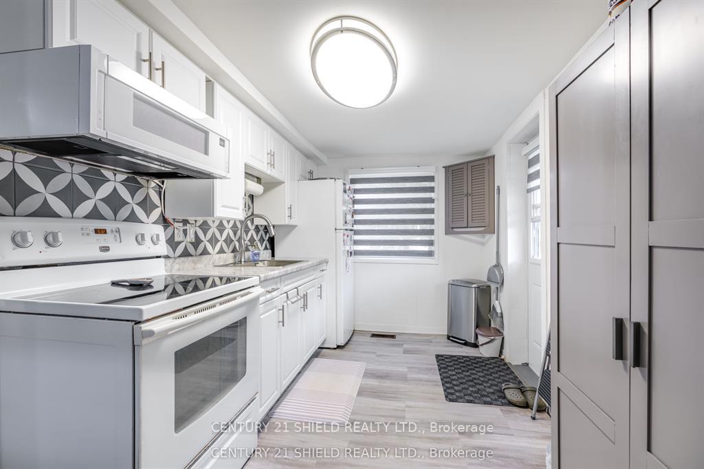 Photo 5 of 325 Belmont Street, Cornwall — HOMEH