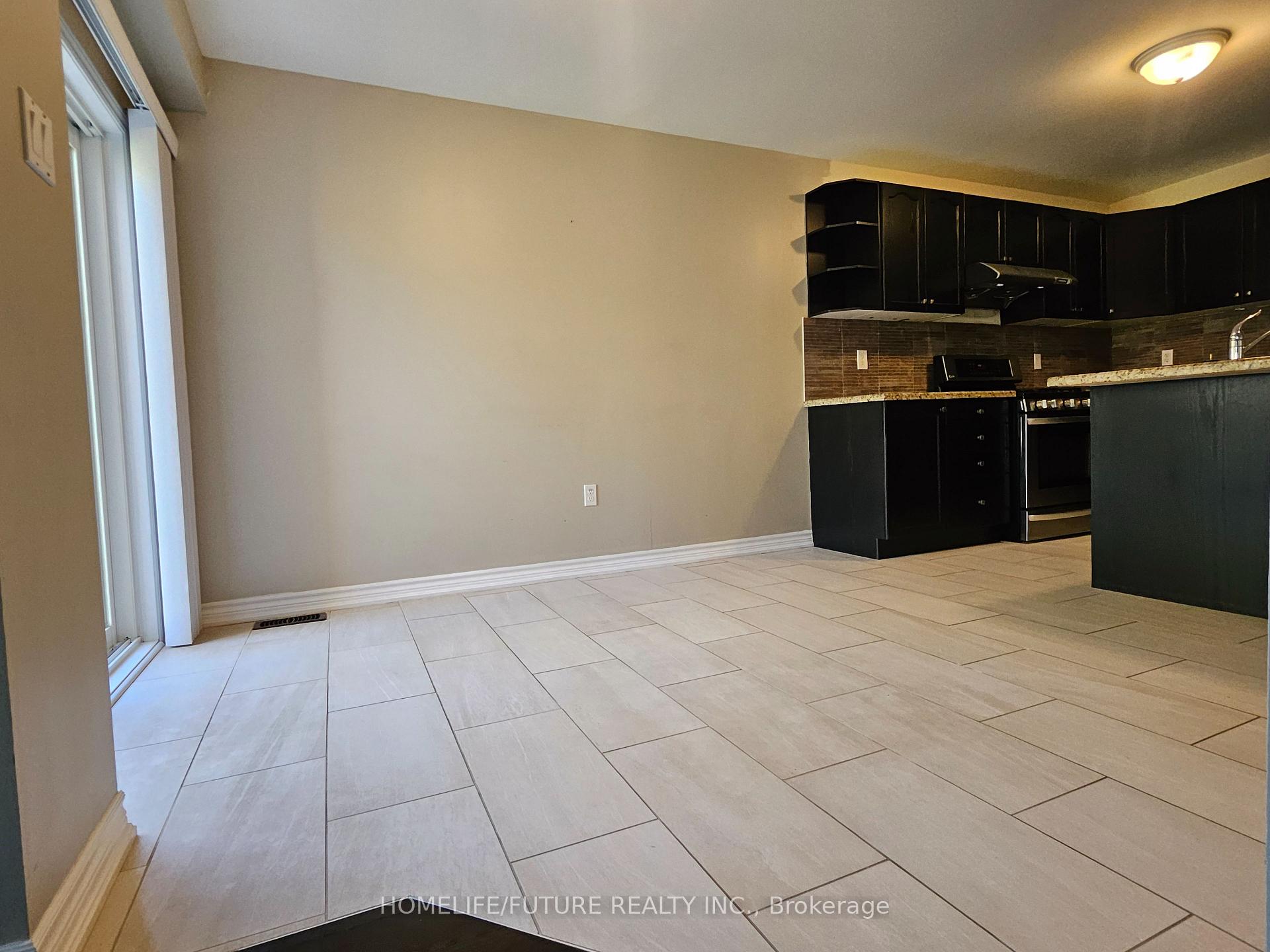 Photo 6 of Unit Main, 23 William Ingles Drive, Clarington, Courtice — HOMEH