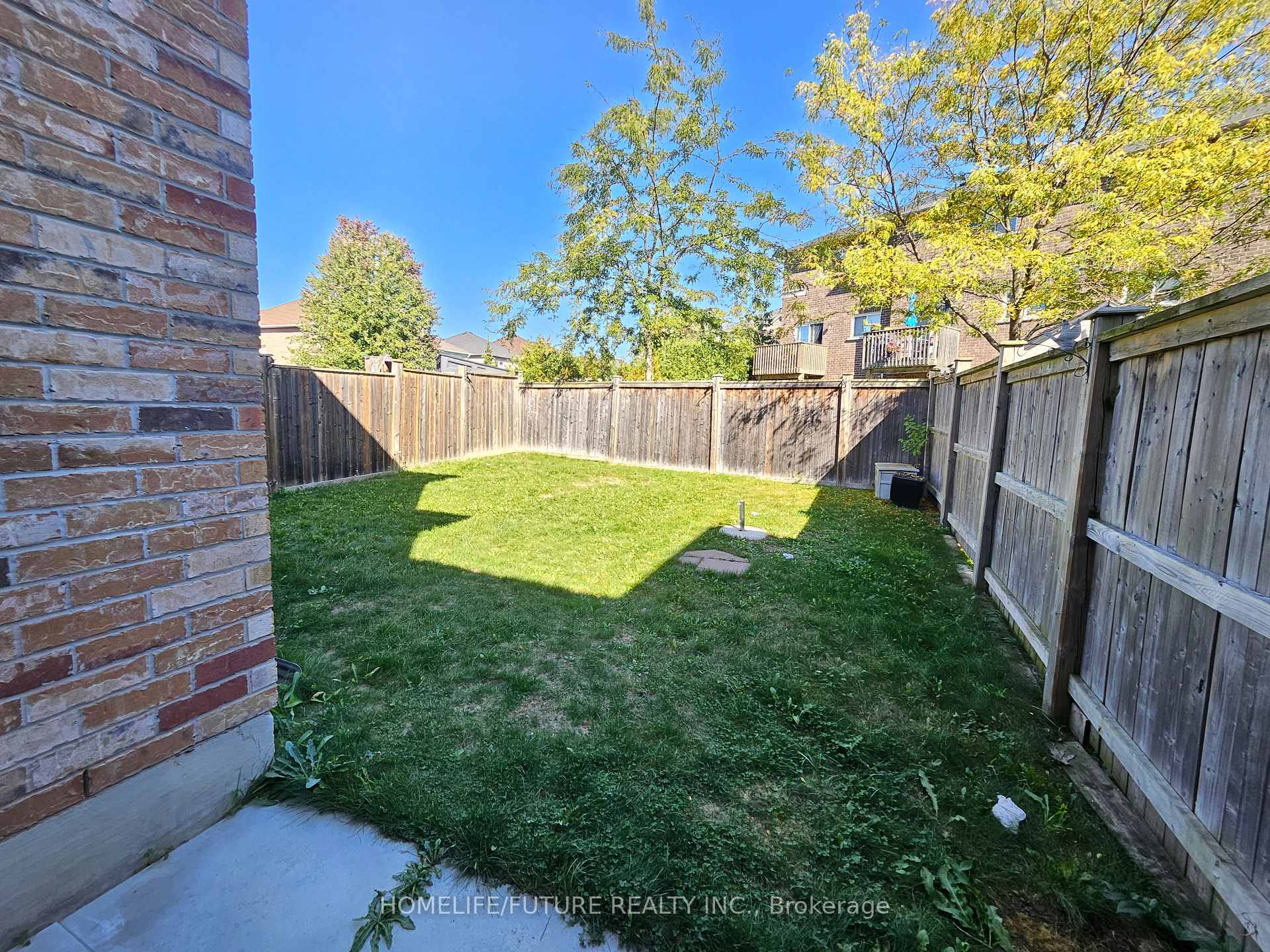 Photo 28 of Unit Main, 23 William Ingles Drive, Clarington, Courtice — HOMEH