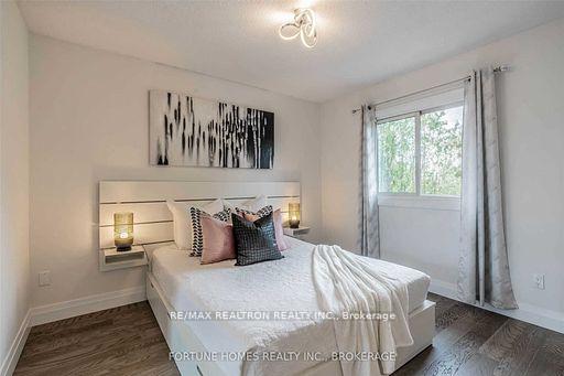 Photo 19 of 28 Valhalla Court, Aurora, Aurora Village — HOMEH