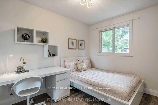 Photo 26 of 28 Valhalla Court, Aurora, Aurora Village — HOMEH