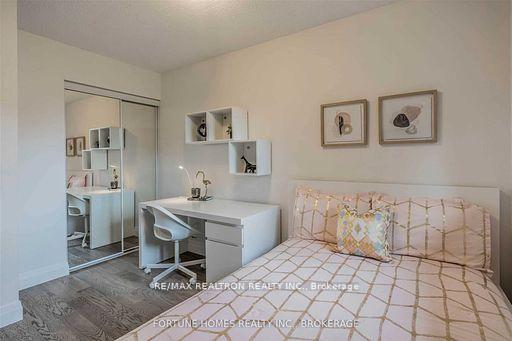 Photo 28 of 28 Valhalla Court, Aurora, Aurora Village — HOMEH