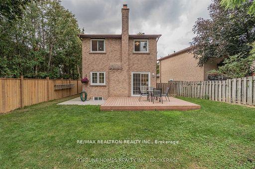 Photo 33 of 28 Valhalla Court, Aurora, Aurora Village — HOMEH