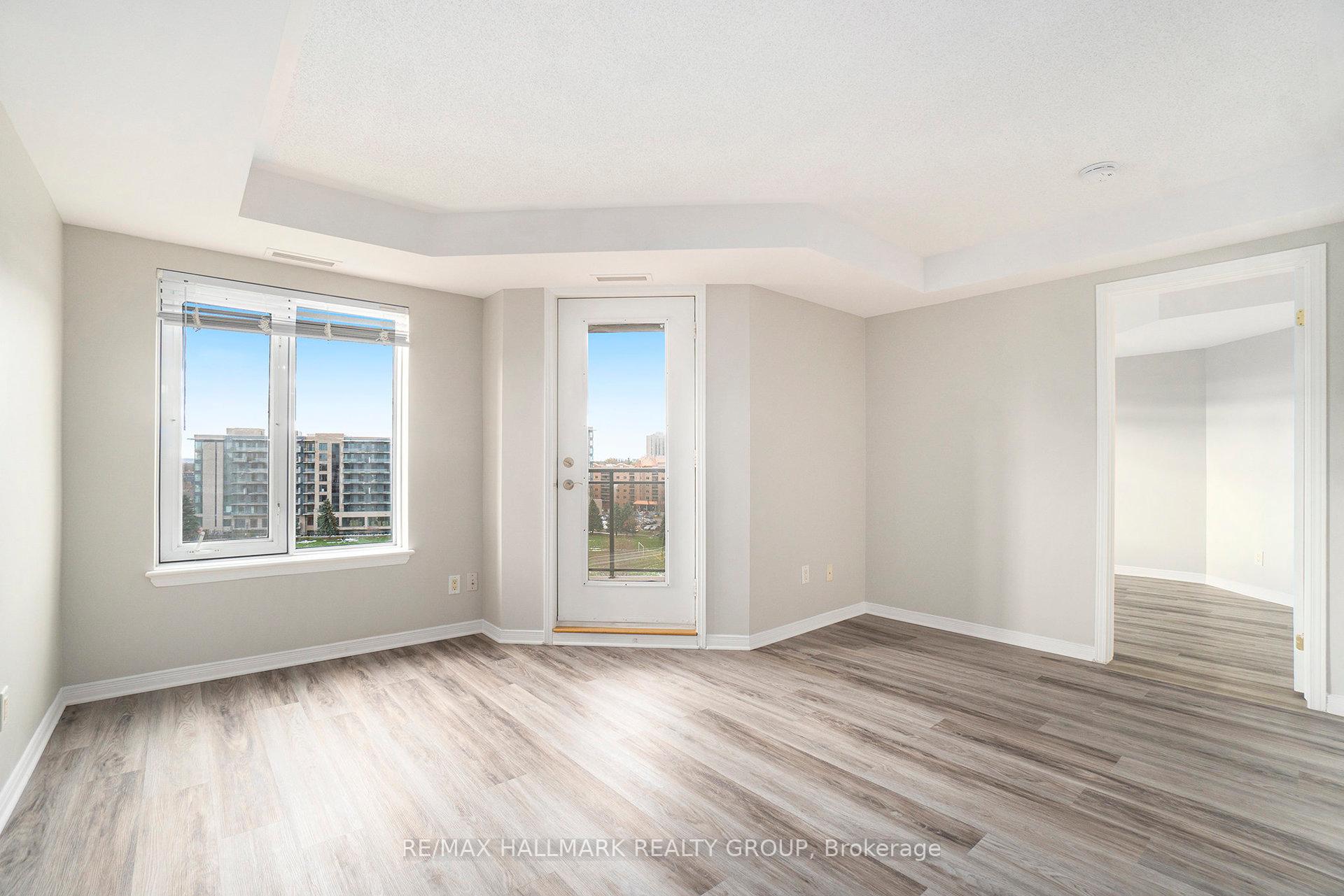 Photo 9 of Unit 8F, 310 Central Park Drive, Ottawa, Central Park — HOMEH