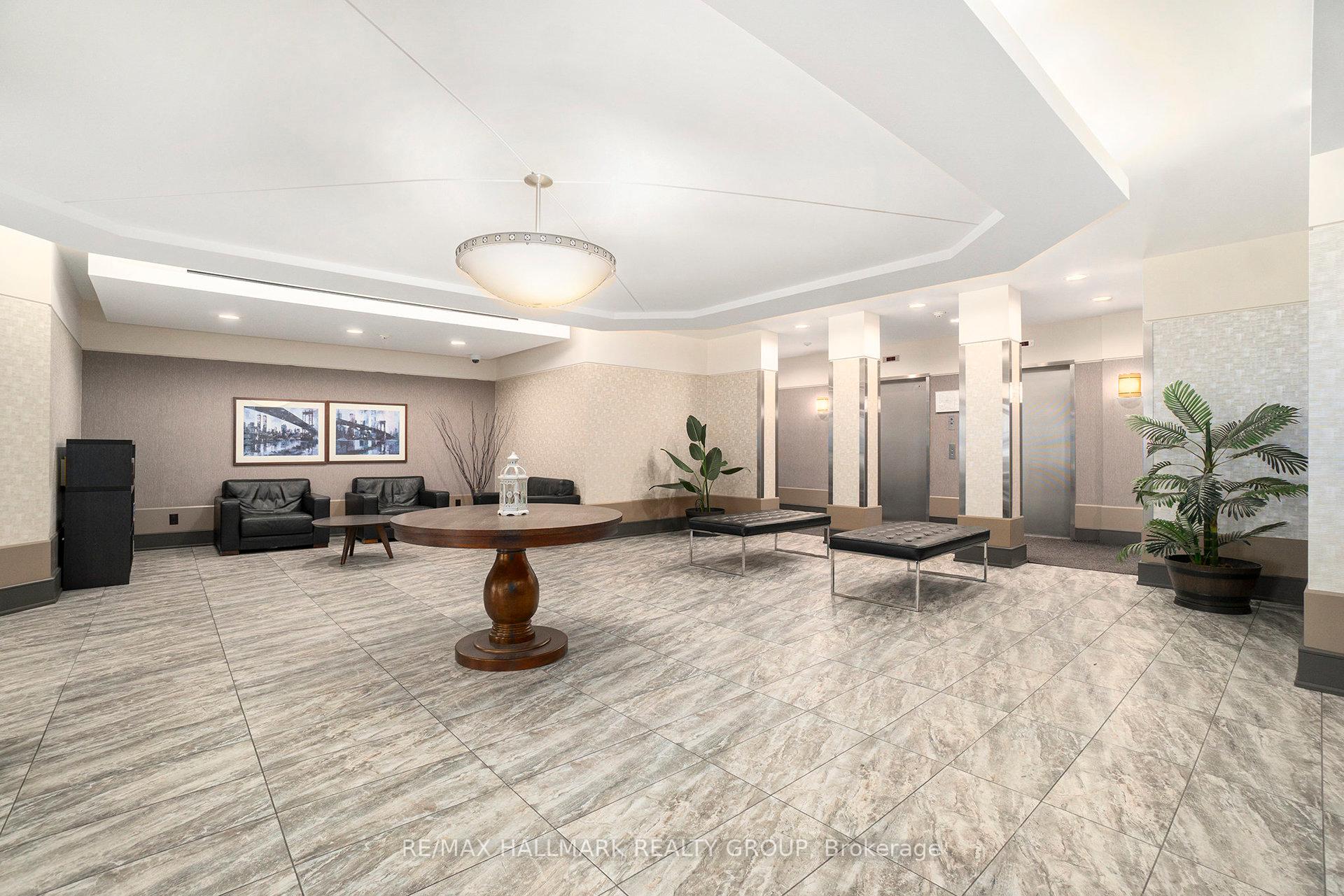 Photo 16 of Unit 8F, 310 Central Park Drive, Ottawa, Central Park — HOMEH