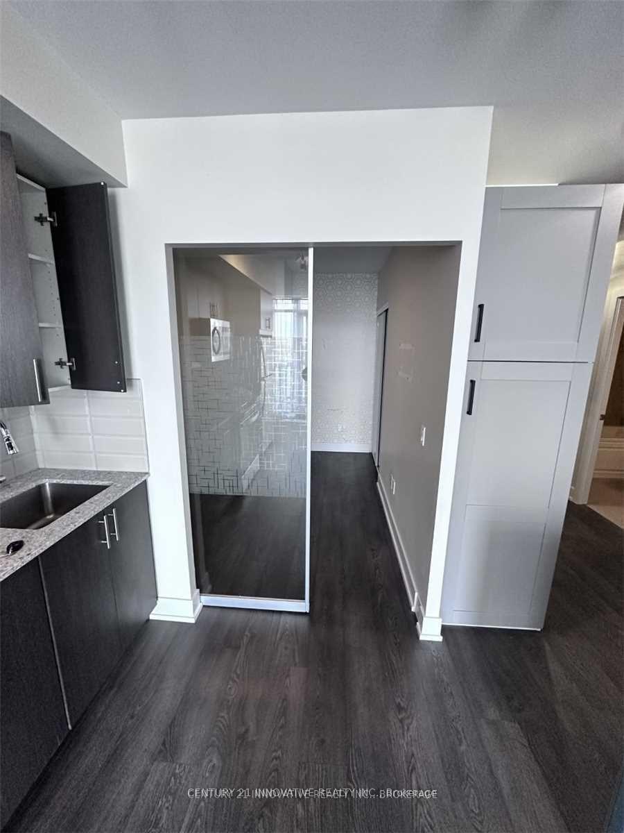 Photo 8 of Unit 709, 2550 Simcoe Street N, Oshawa, Windfields — HOMEH
