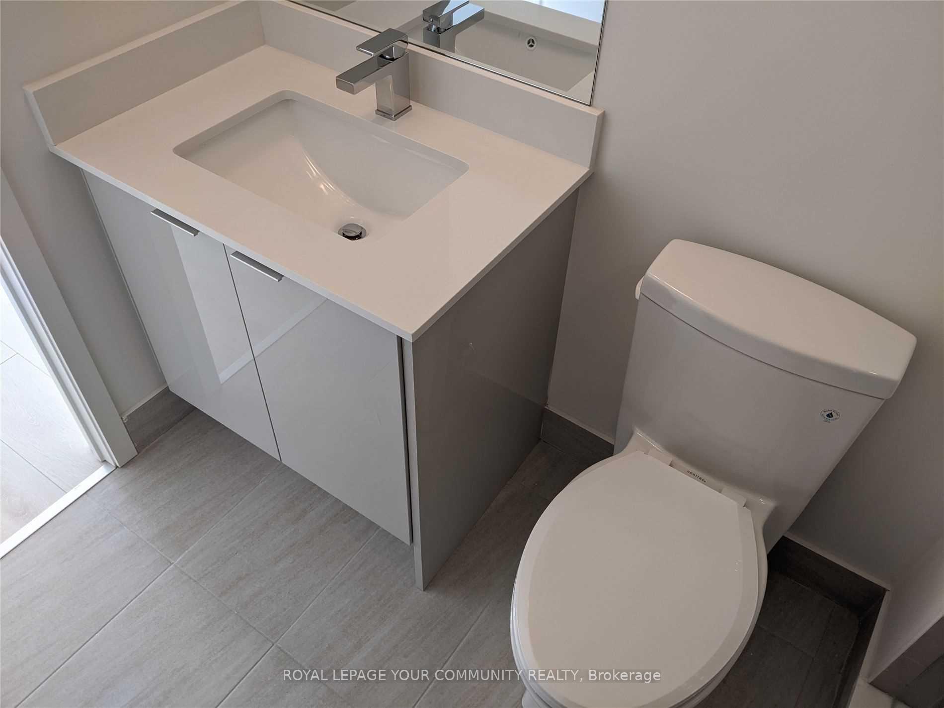 Photo 7 of Unit 810, 2908 Highway 7 Avenue, Vaughan, Concord — HOMEH