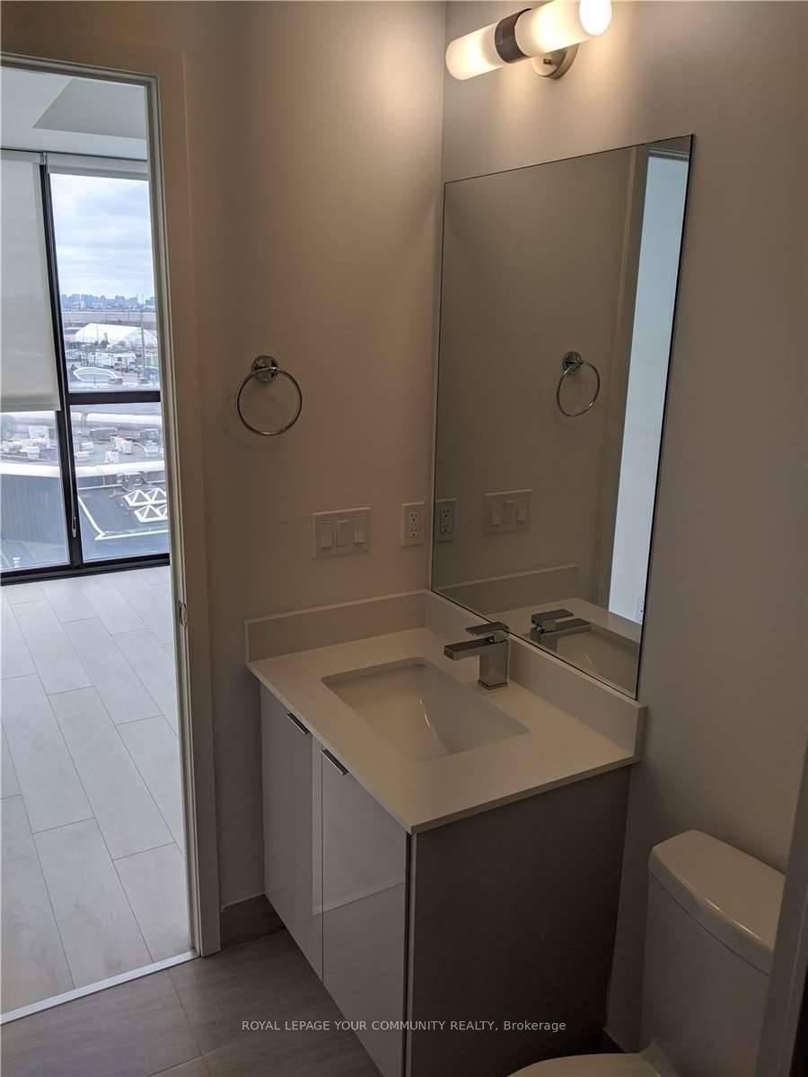 Photo 8 of Unit 810, 2908 Highway 7 Avenue, Vaughan, Concord — HOMEH