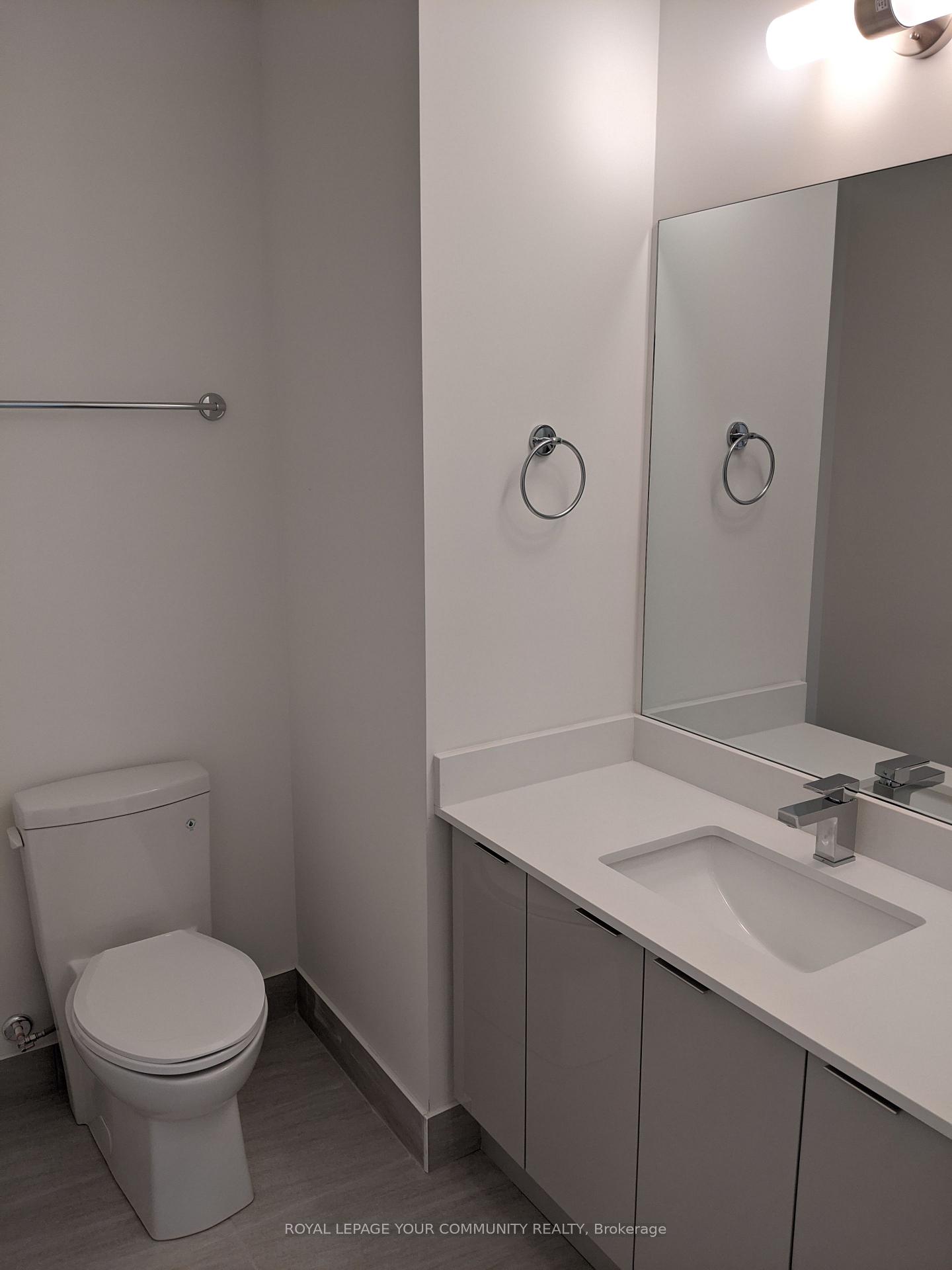Photo 10 of Unit 810, 2908 Highway 7 Avenue, Vaughan, Concord — HOMEH