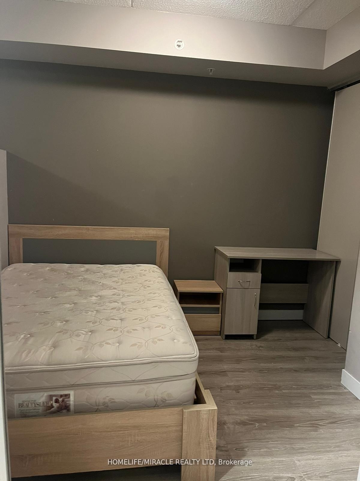Photo 15 of Unit 719, 250 Albert Street, Waterloo, Beechwood/University — HOMEH