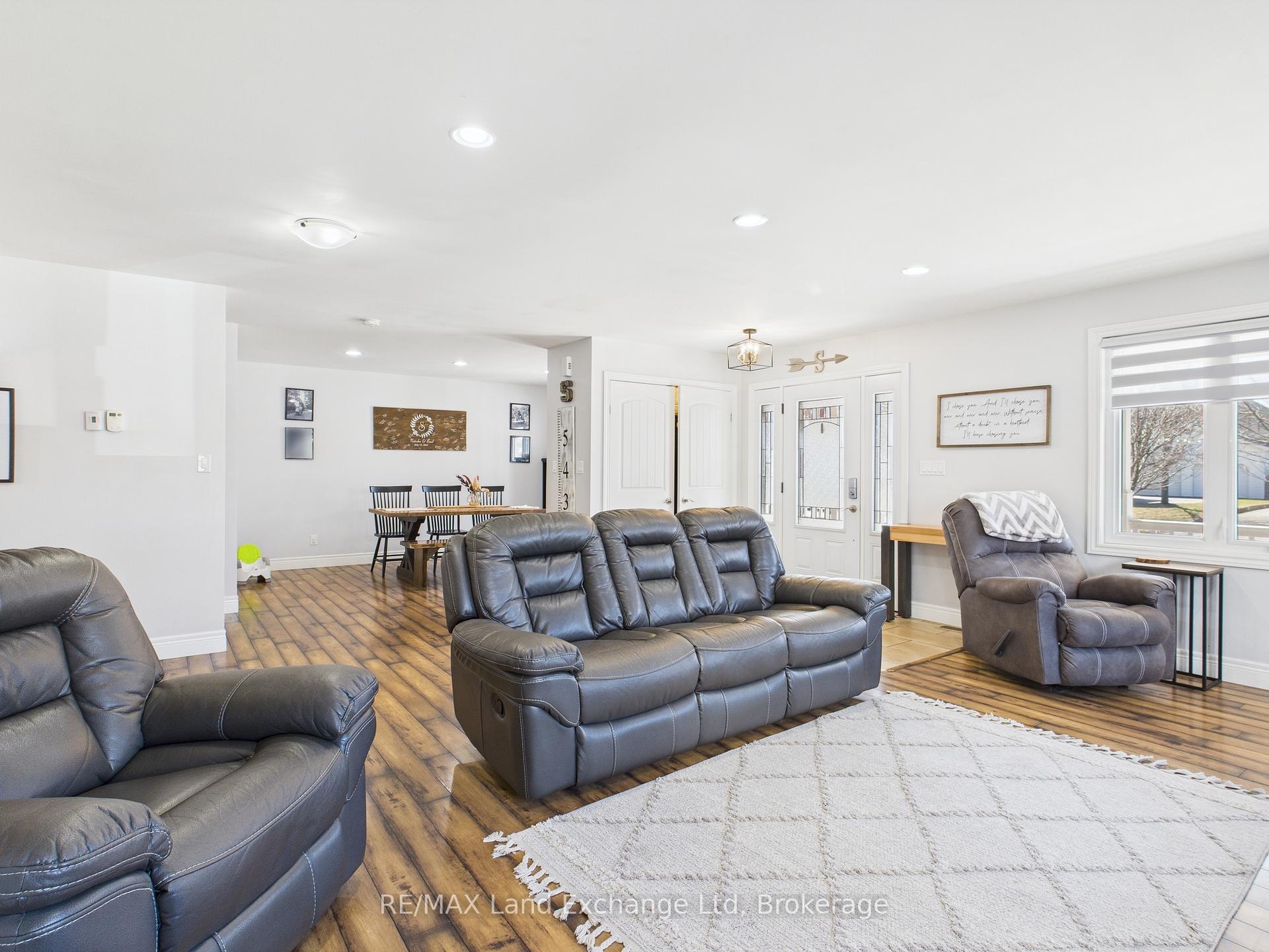 Photo 9 of 91 Park Street, Goderich, Goderich (Town) — HOMEH