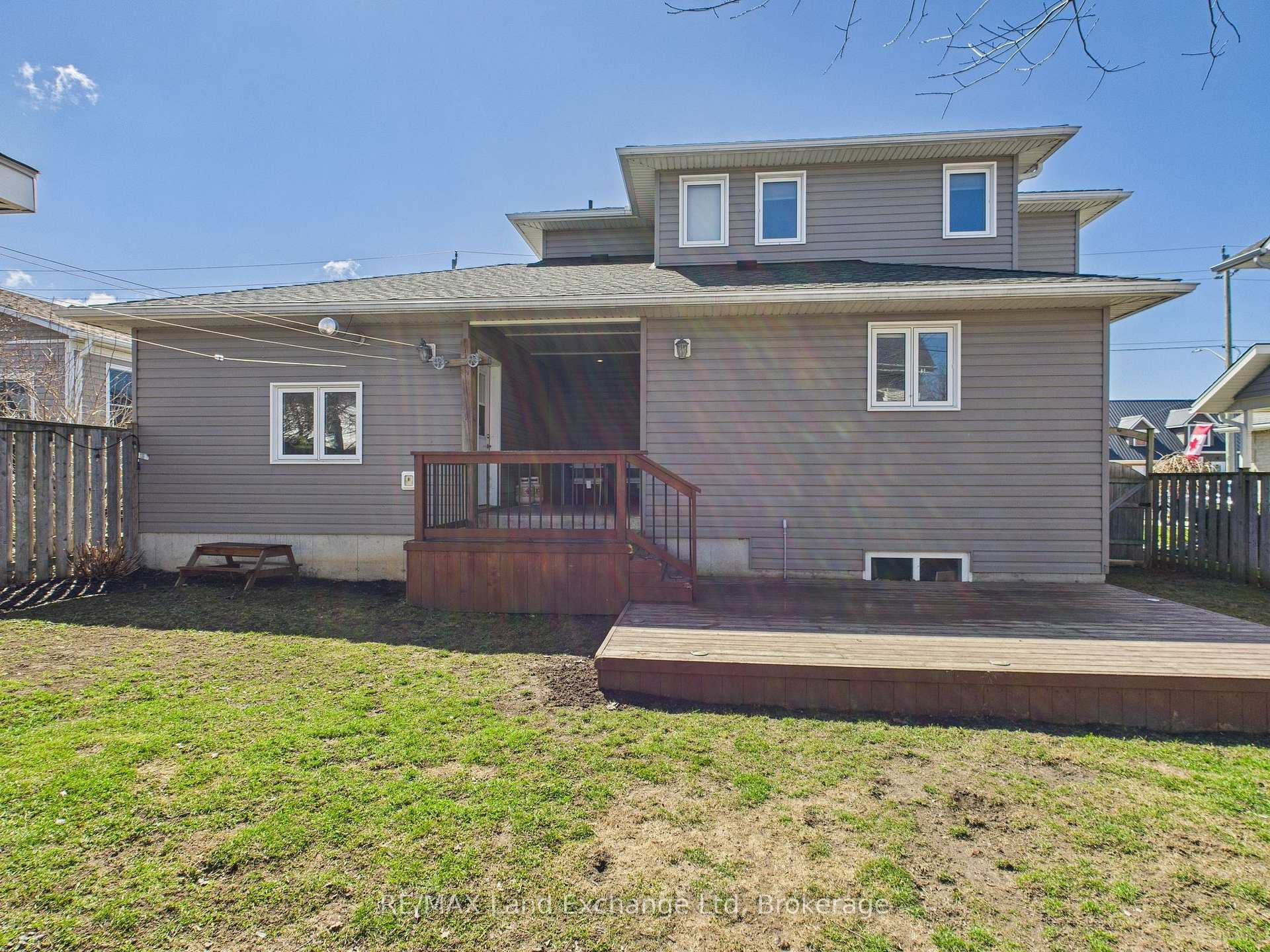 Photo 34 of 91 Park Street, Goderich, Goderich (Town) — HOMEH