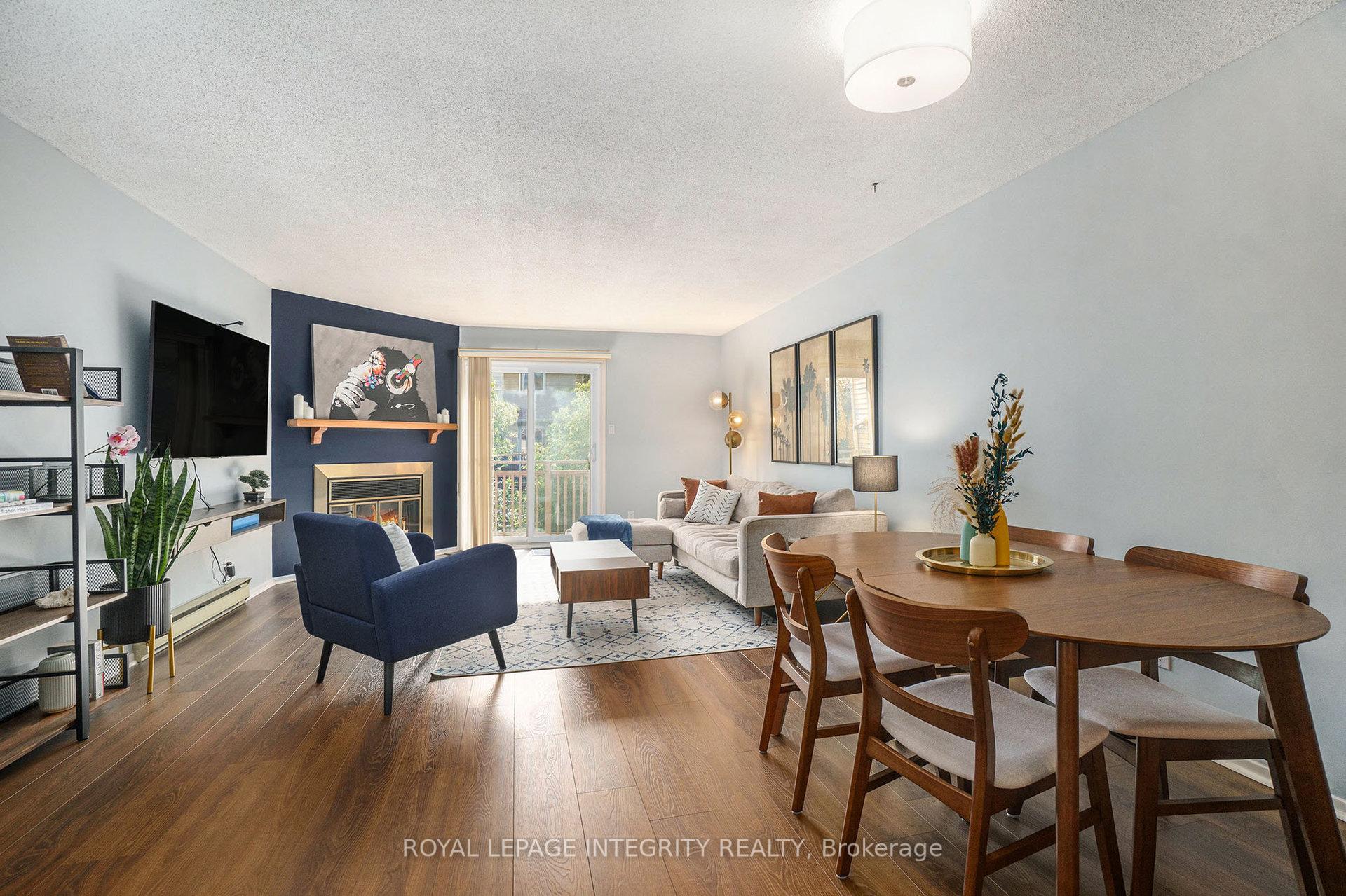 Photo 4 of 96 Haxby Private, Ottawa, Hunt Club Park/Greenboro — HOMEH