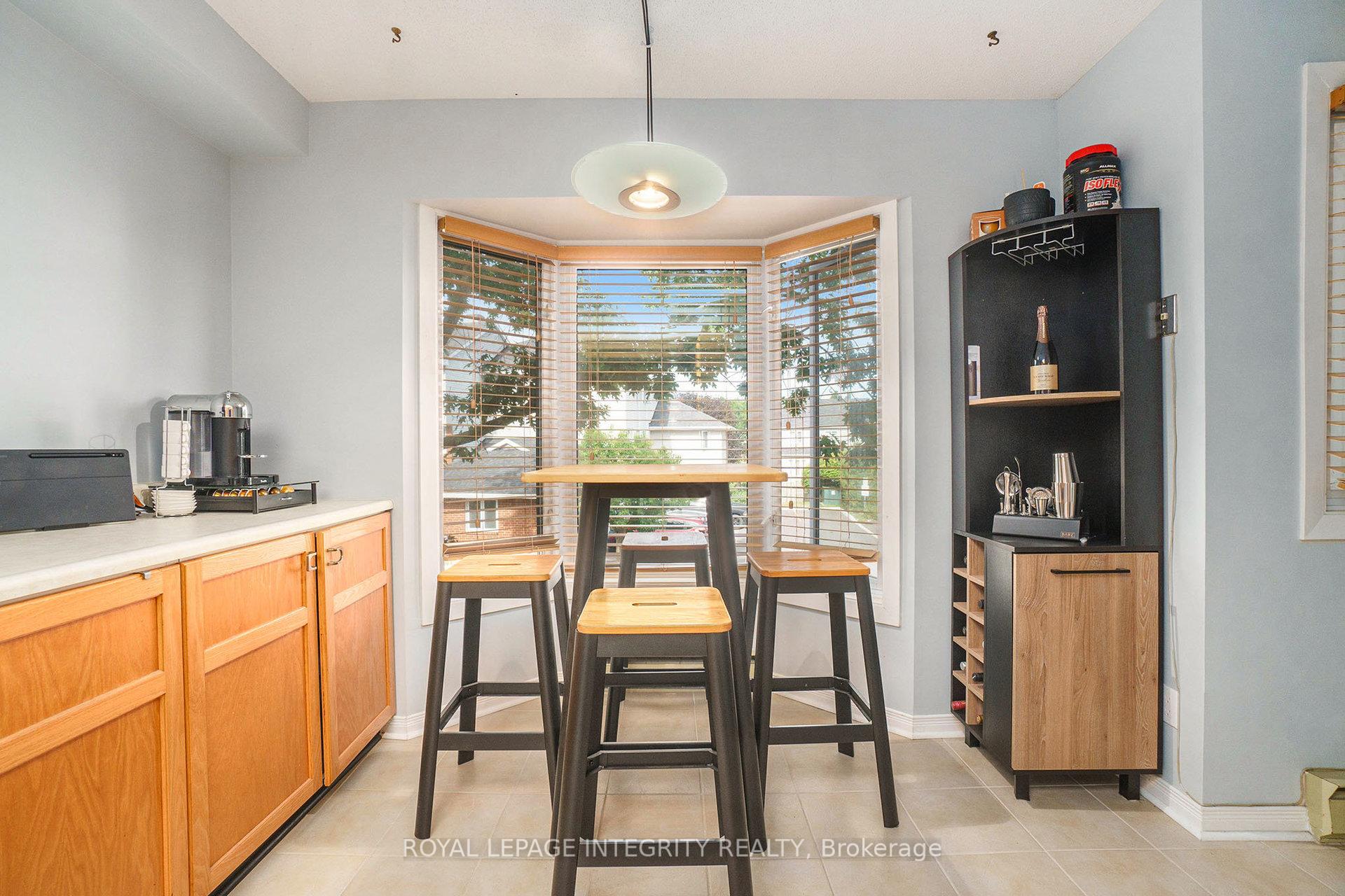 Photo 13 of 96 Haxby Private, Ottawa, Hunt Club Park/Greenboro — HOMEH