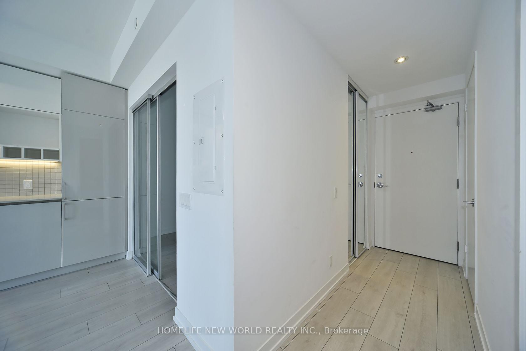 Photo 11 of Unit 3006, 5 Buttermill Avenue, Vaughan, Vaughan Corporate Centre — HOMEH