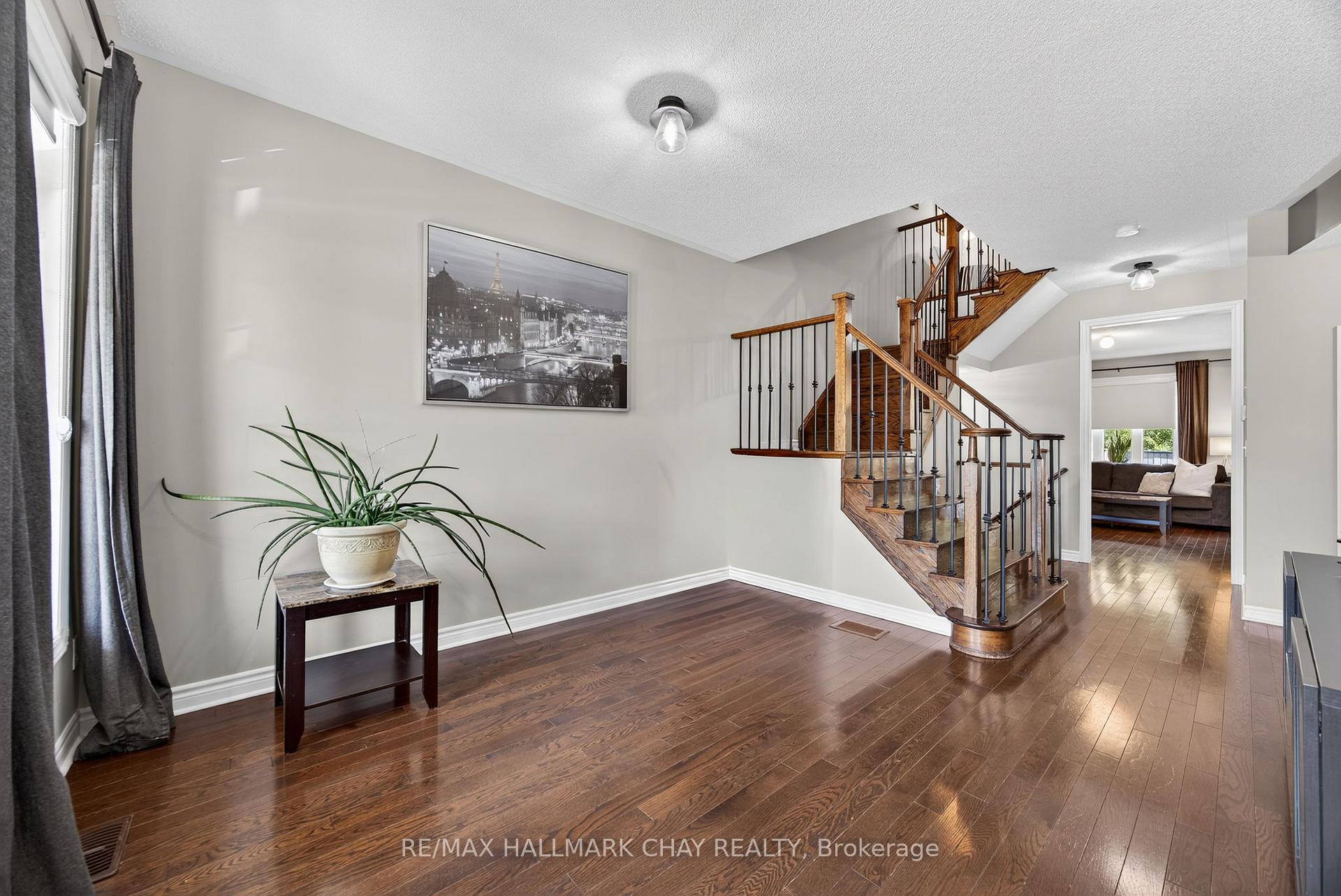 Photo 4 of 115 Collier Crescent, Essa, Angus — HOMEH