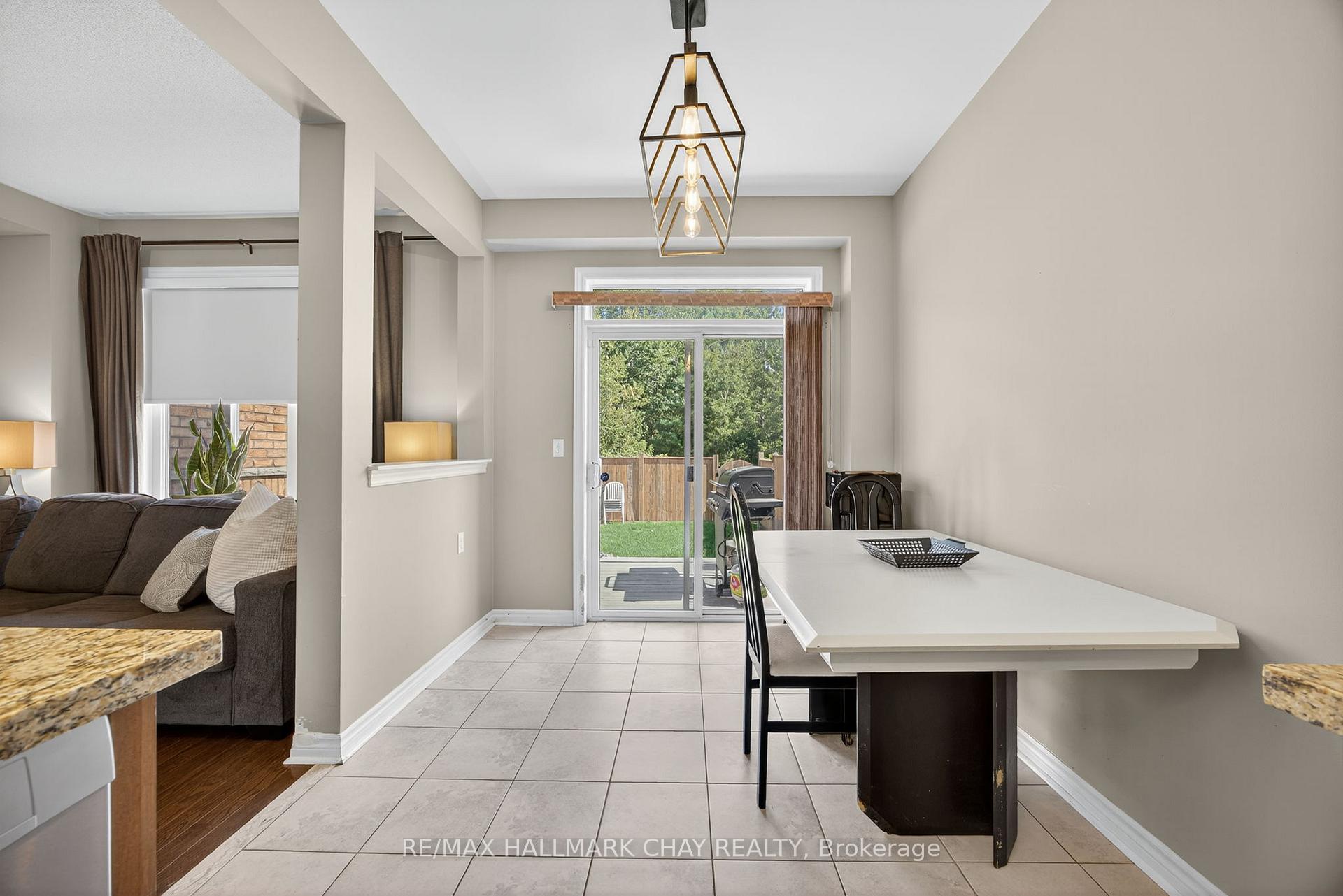 Photo 11 of 115 Collier Crescent, Essa, Angus — HOMEH