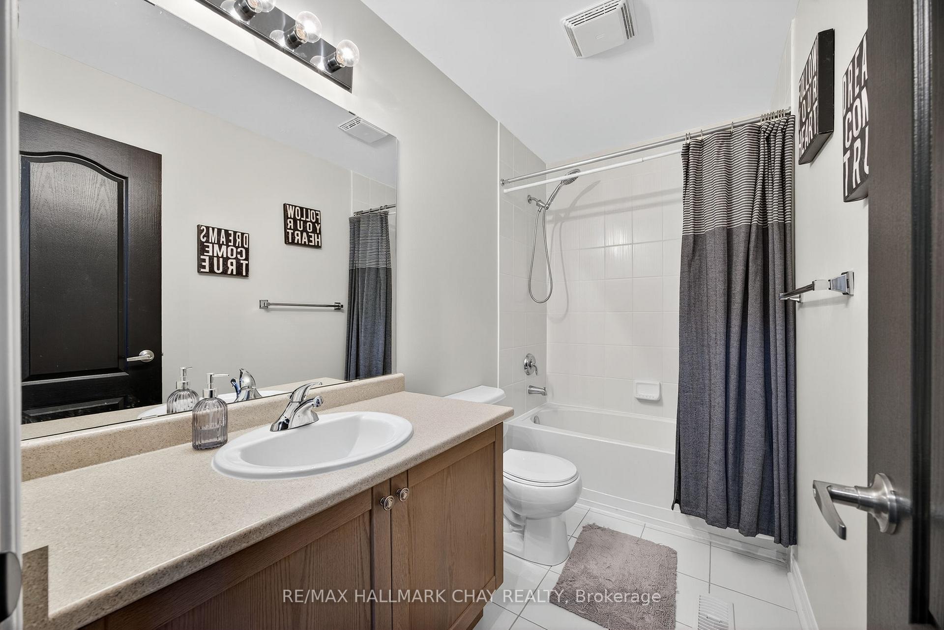 Photo 23 of 115 Collier Crescent, Essa, Angus — HOMEH