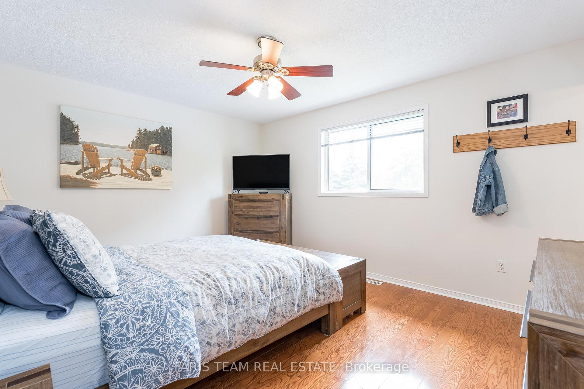 Photo 11 of 302 Cox Mill Road, Barrie, Bayshore — HOMEH