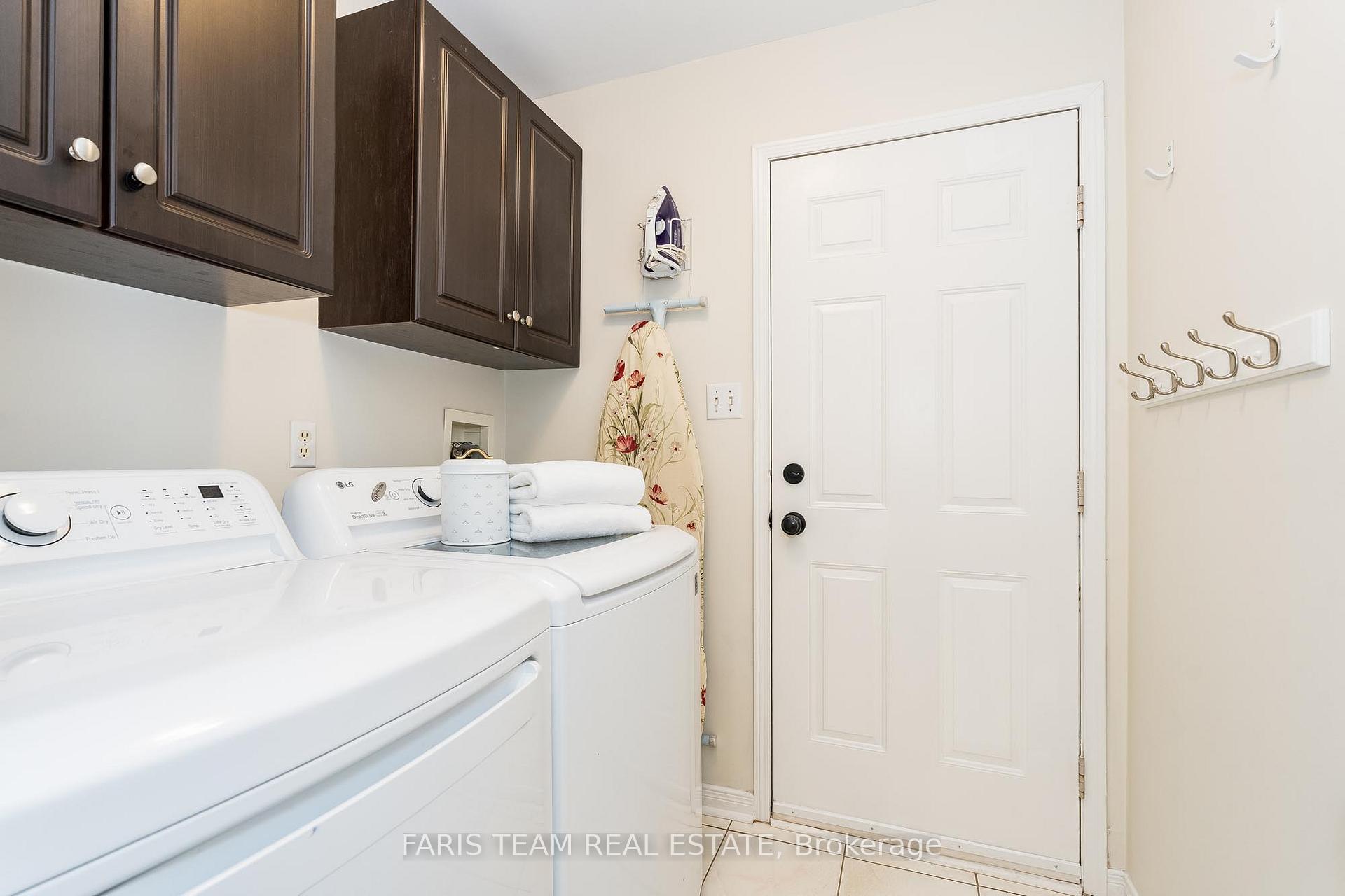 Photo 16 of 302 Cox Mill Road, Barrie, Bayshore — HOMEH