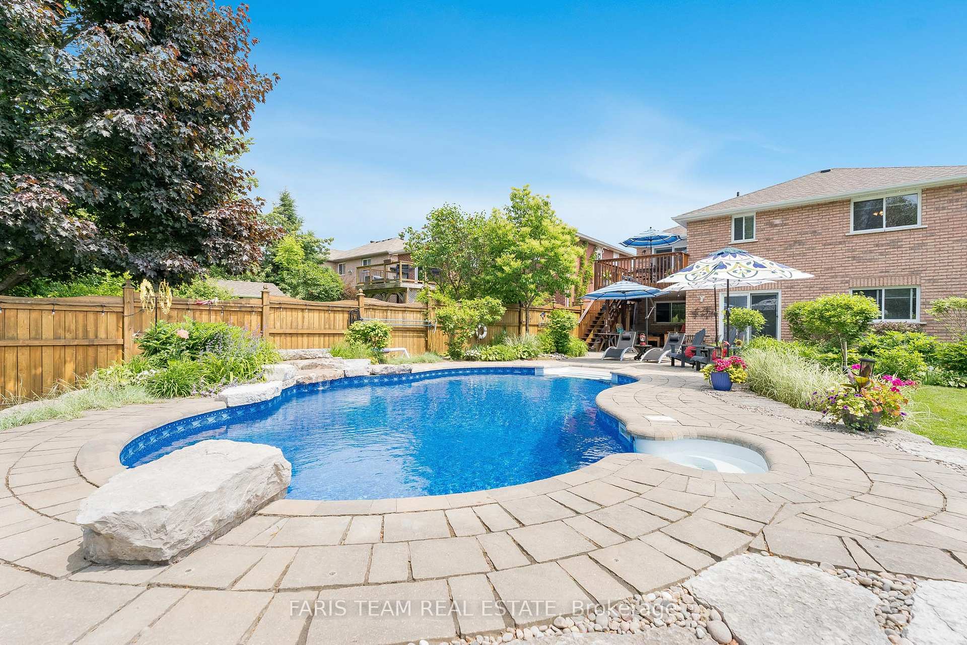 Photo 27 of 302 Cox Mill Road, Barrie, Bayshore — HOMEH