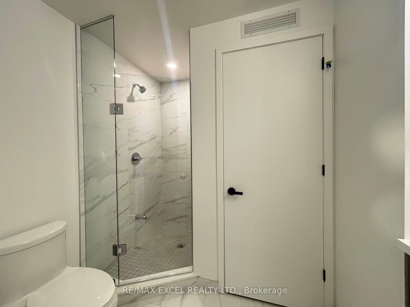 Photo 14 of Unit 3906, 28 Interchange Way, Vaughan, Vaughan Corporate Centre — HOMEH