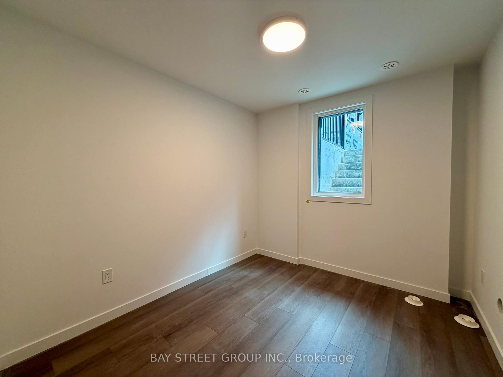 Photo 18 of Unit 20, 113 Marydale Avenue, Markham, Middlefield — HOMEH