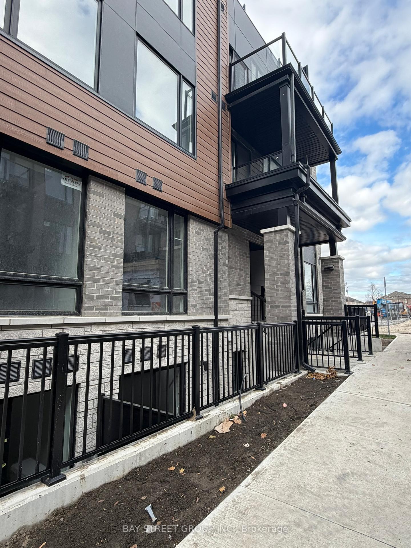 Photo 49 of Unit 20, 113 Marydale Avenue, Markham, Middlefield — HOMEH