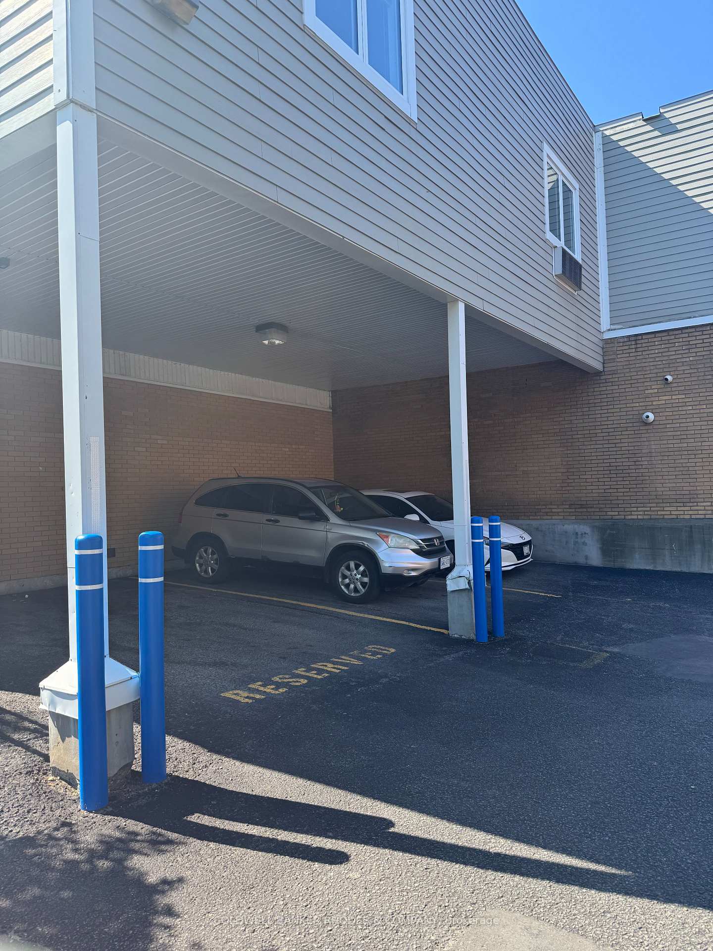 Photo 10 of Unit 3, 737 Gladstone Avenue, Ottawa, West Centre Town — HOMEH