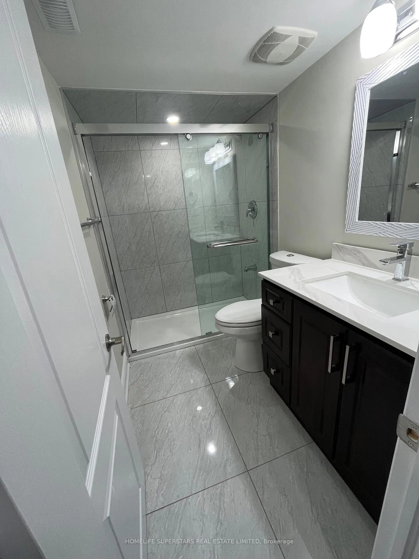 Photo 7 of 78 Circus Crescent, Brampton, Northwest Brampton — HOMEH