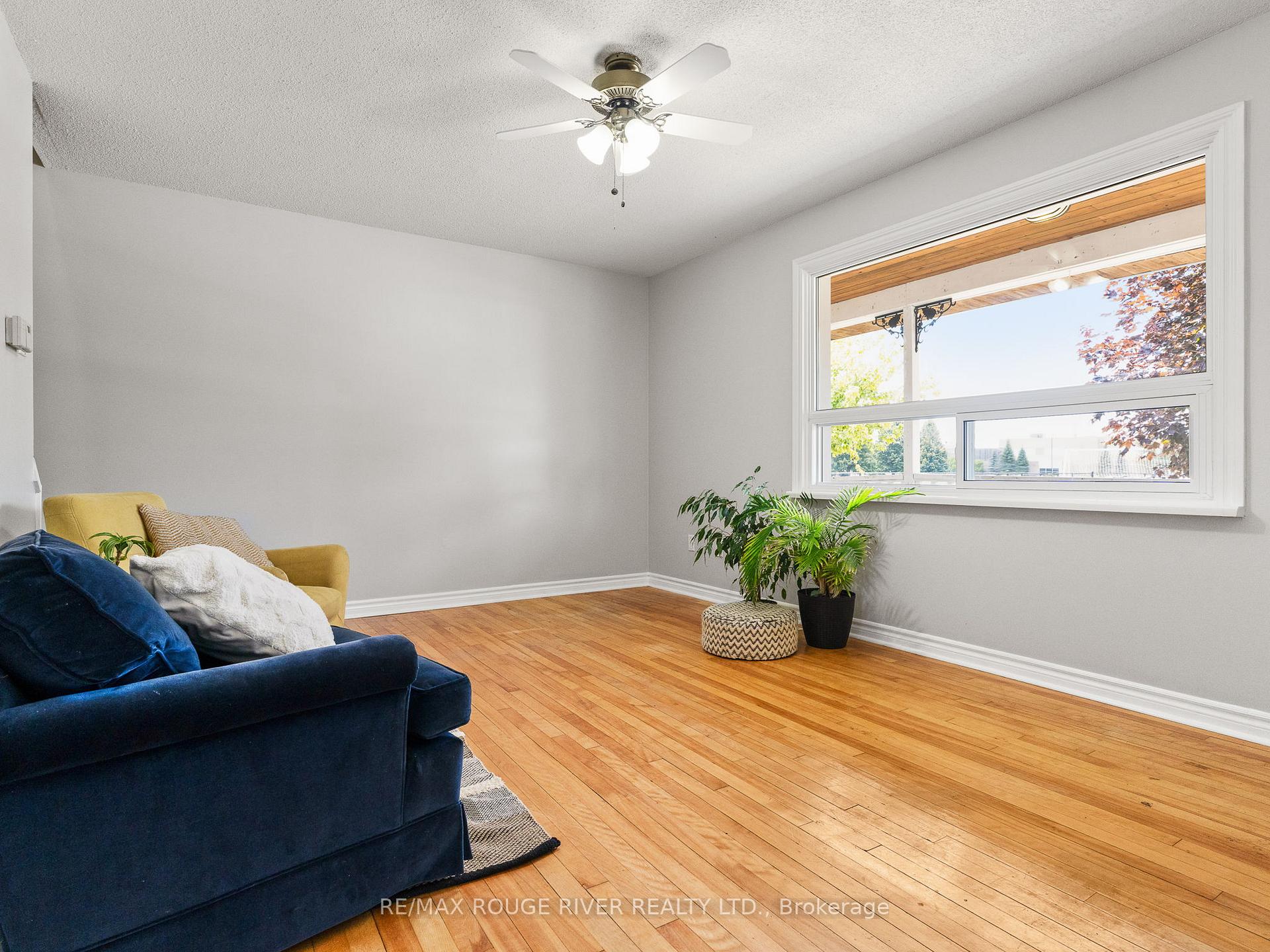Photo 4 of 412 Alexandria Drive, Cobourg — HOMEH