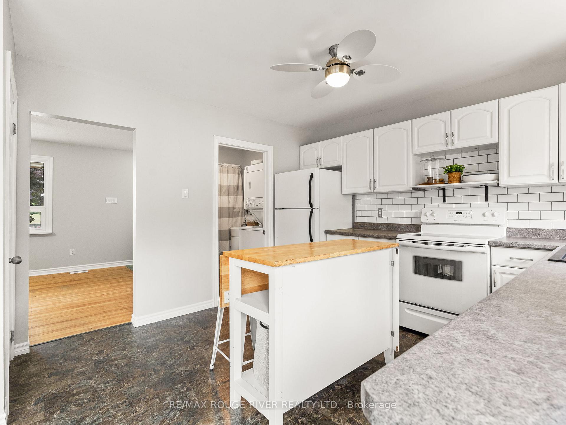 Photo 10 of 412 Alexandria Drive, Cobourg — HOMEH