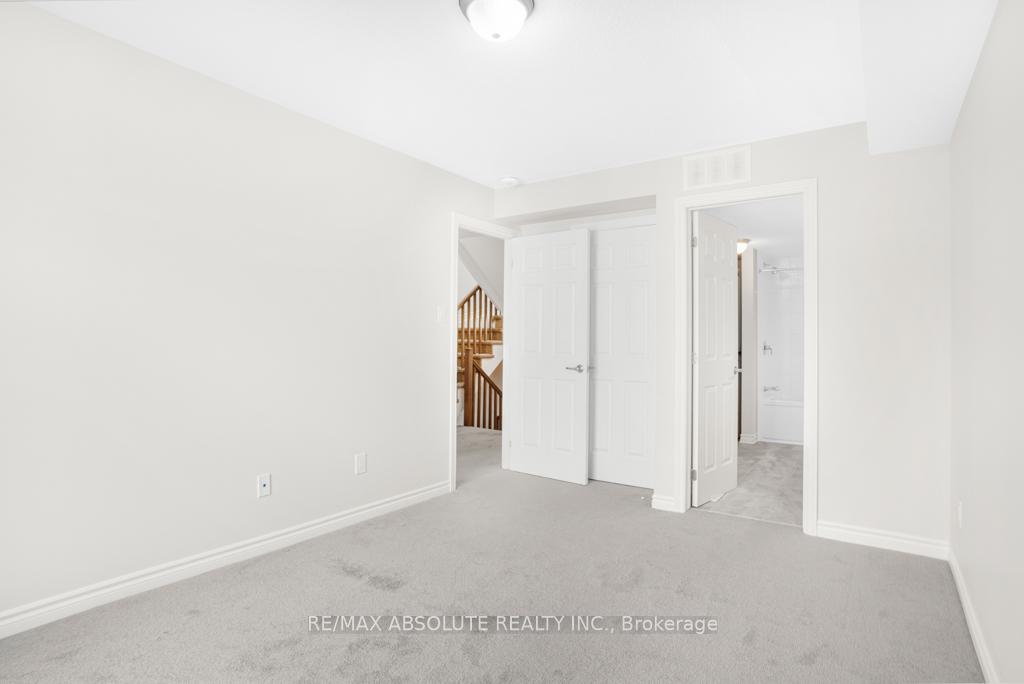 Photo 16 of 621 Makwa Private, Ottawa, CFB Rockcliffe and Area — HOMEH
