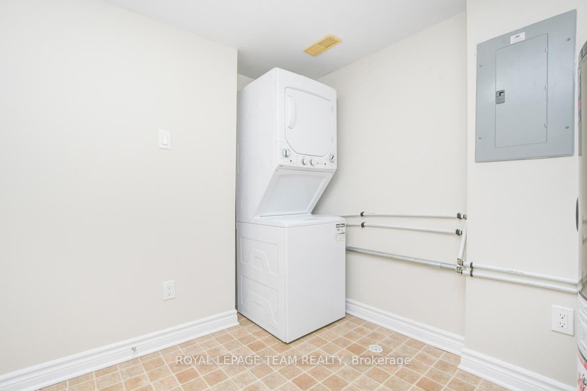 Photo 27 of Unit A, 1151 Longfields Drive, Ottawa, Barrhaven - Strandherd — HOMEH