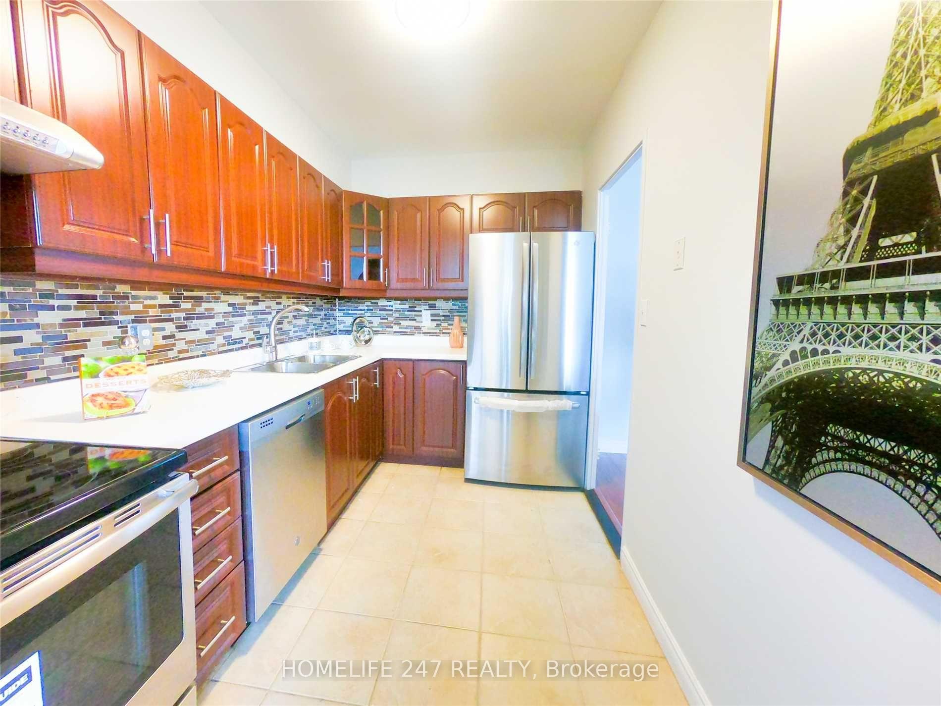 Photo 3 of Unit 607, 1 Massey Square, Toronto, Crescent Town — HOMEH