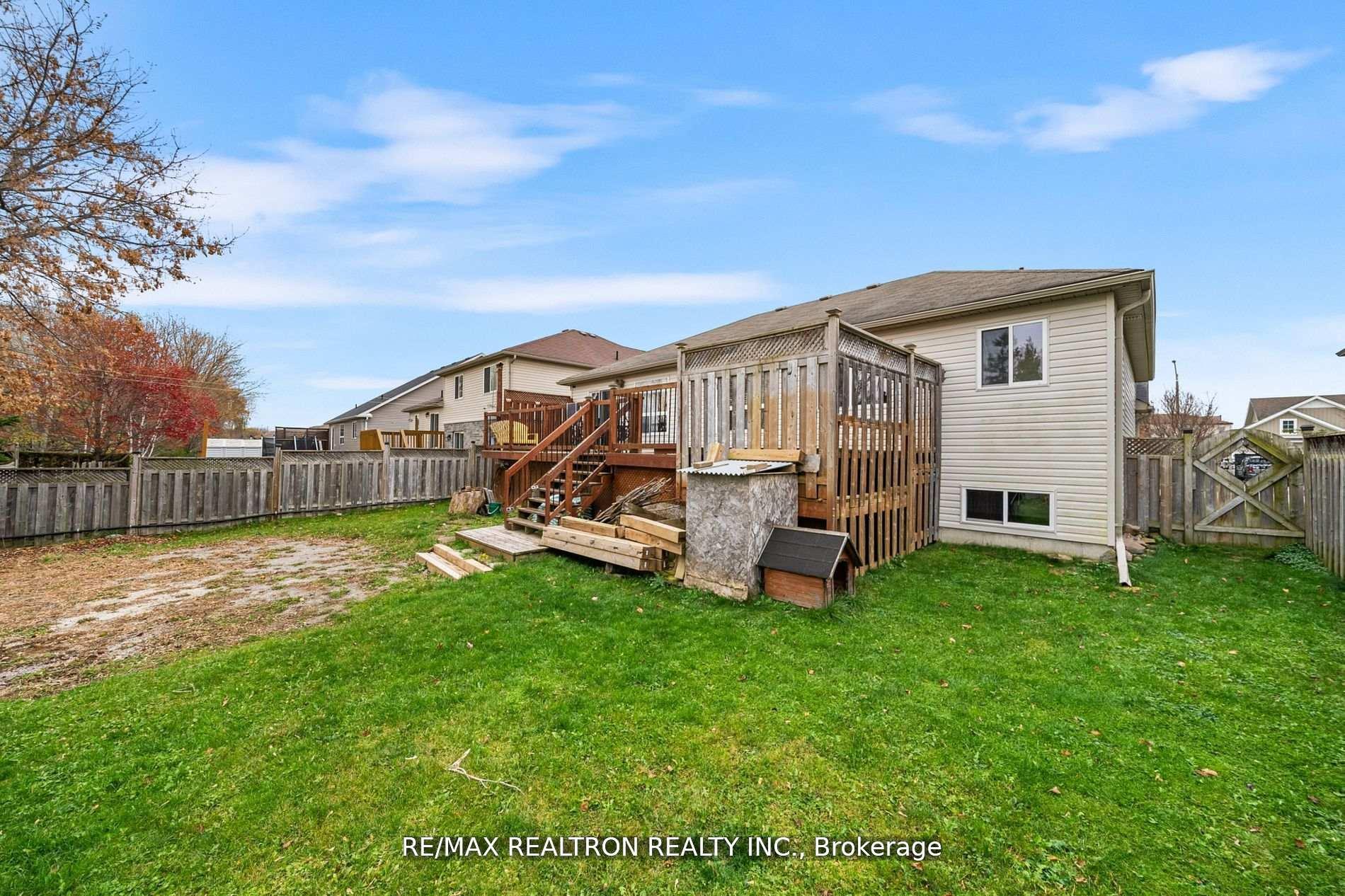 Photo 22 of Unit A, 223 Aspen Ridge Drive, Clearview, Stayner — HOMEH