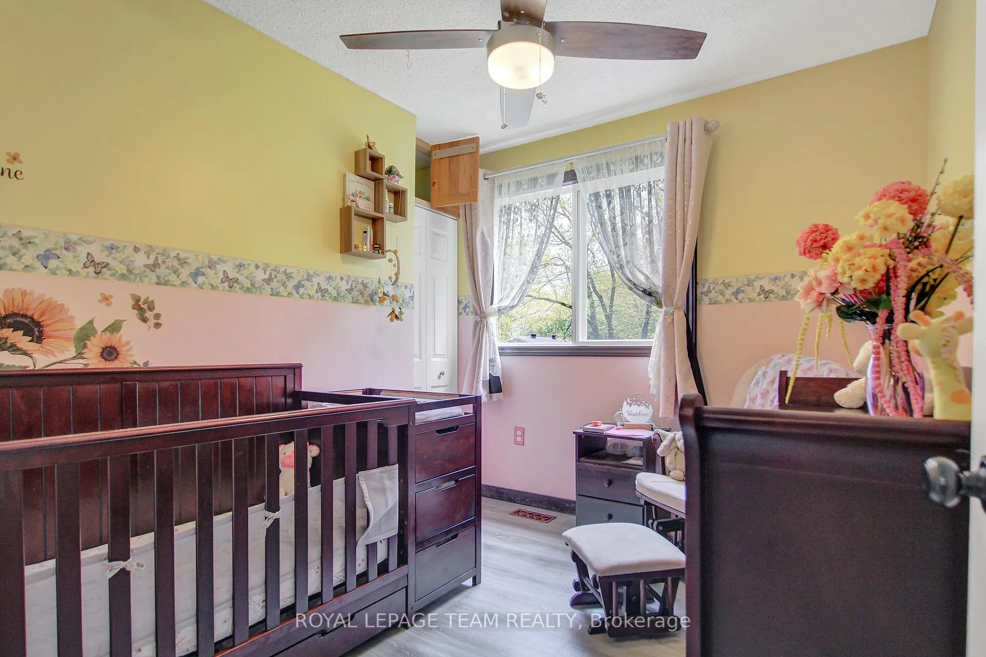 Photo 18 of 129 Spinnaker Way, Ottawa, Constance Bay — HOMEH