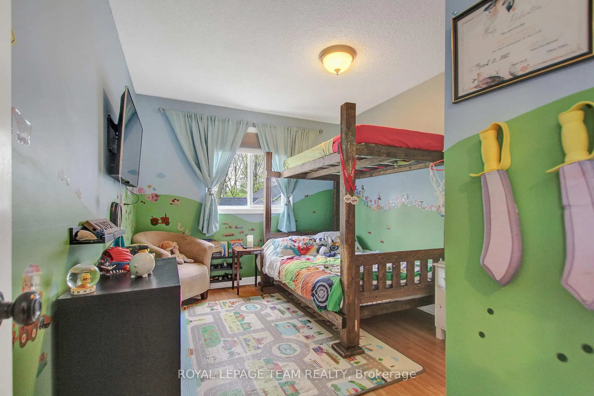 Photo 20 of 129 Spinnaker Way, Ottawa, Constance Bay — HOMEH