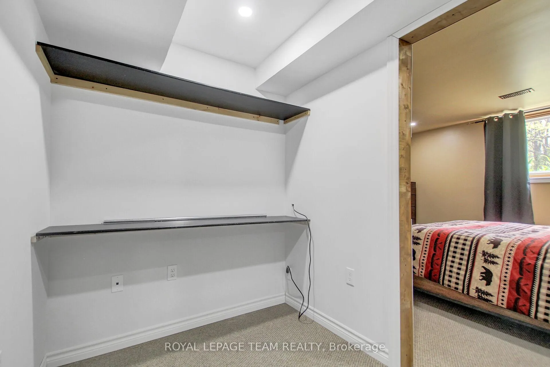 Photo 26 of 129 Spinnaker Way, Ottawa, Constance Bay — HOMEH