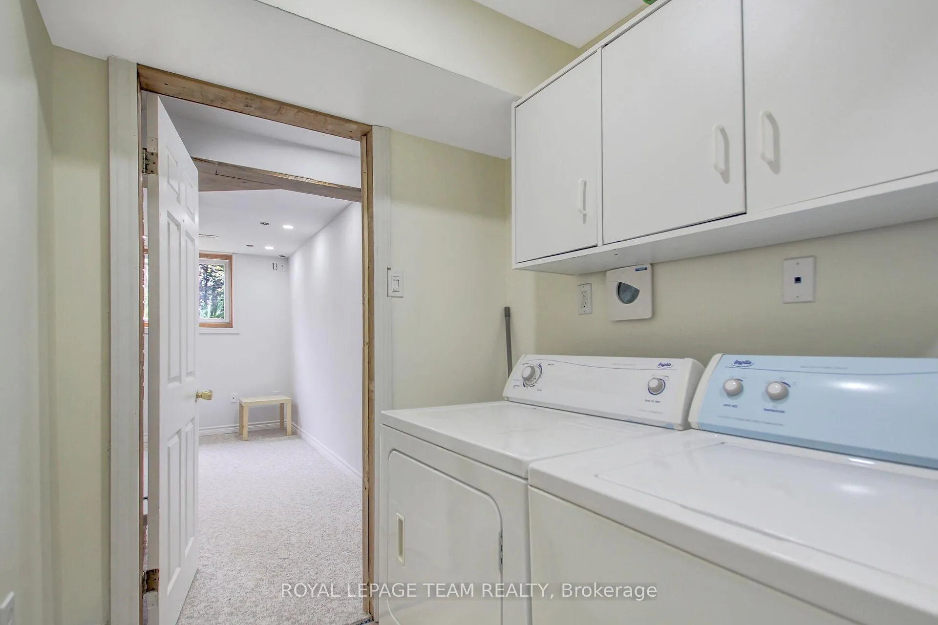 Photo 30 of 129 Spinnaker Way, Ottawa, Constance Bay — HOMEH
