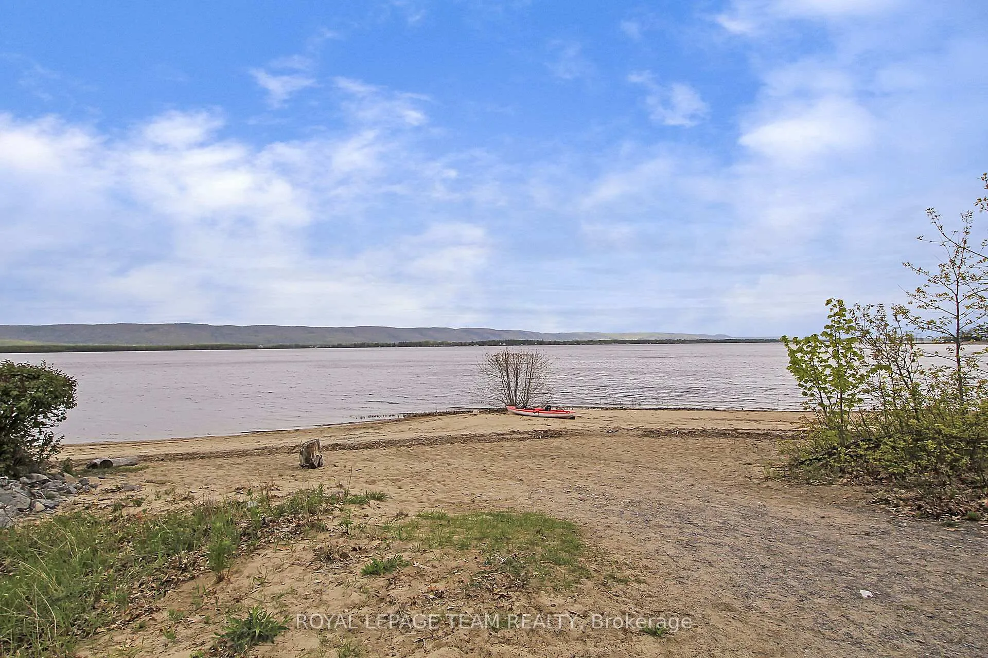 Photo 38 of 129 Spinnaker Way, Ottawa, Constance Bay — HOMEH