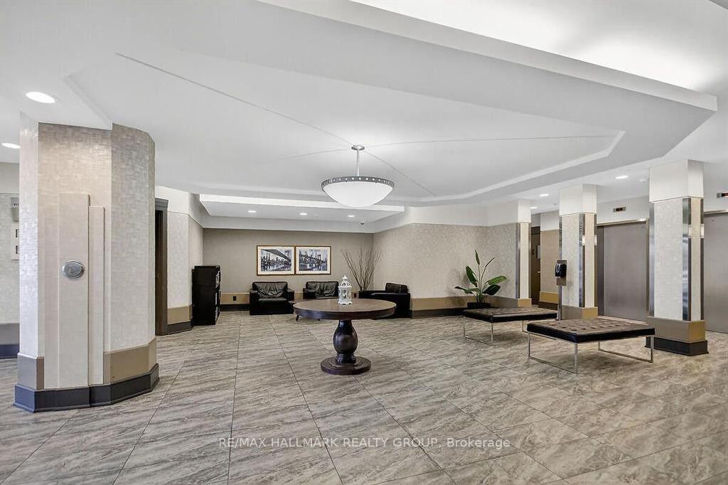 Photo 3 of Unit 6F, 310 Central Park Drive, Ottawa, Central Park — HOMEH