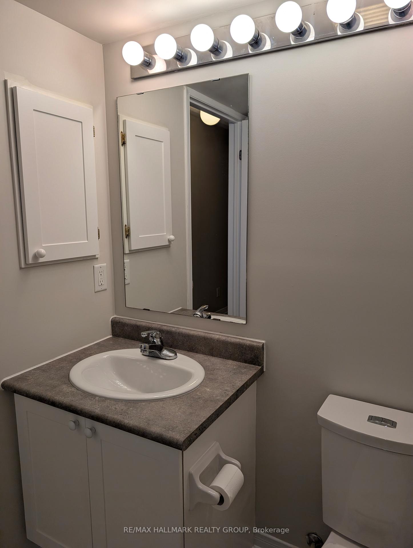 Photo 6 of Unit 6F, 310 Central Park Drive, Ottawa, Central Park — HOMEH